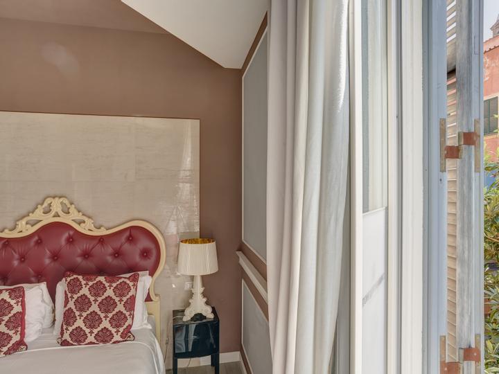 Luxury Rooms | Roma | 3